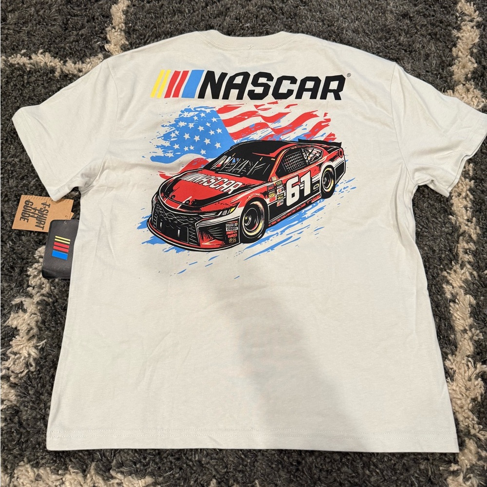 NASCAR graphic‎ tee NWT size large